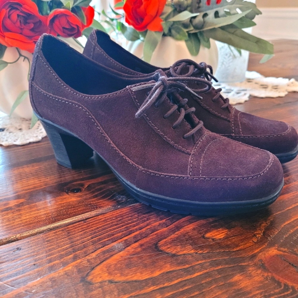 Clarks Bendables Honest Q women's size 7.5